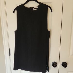 Babaton Classic Black Tank Top
